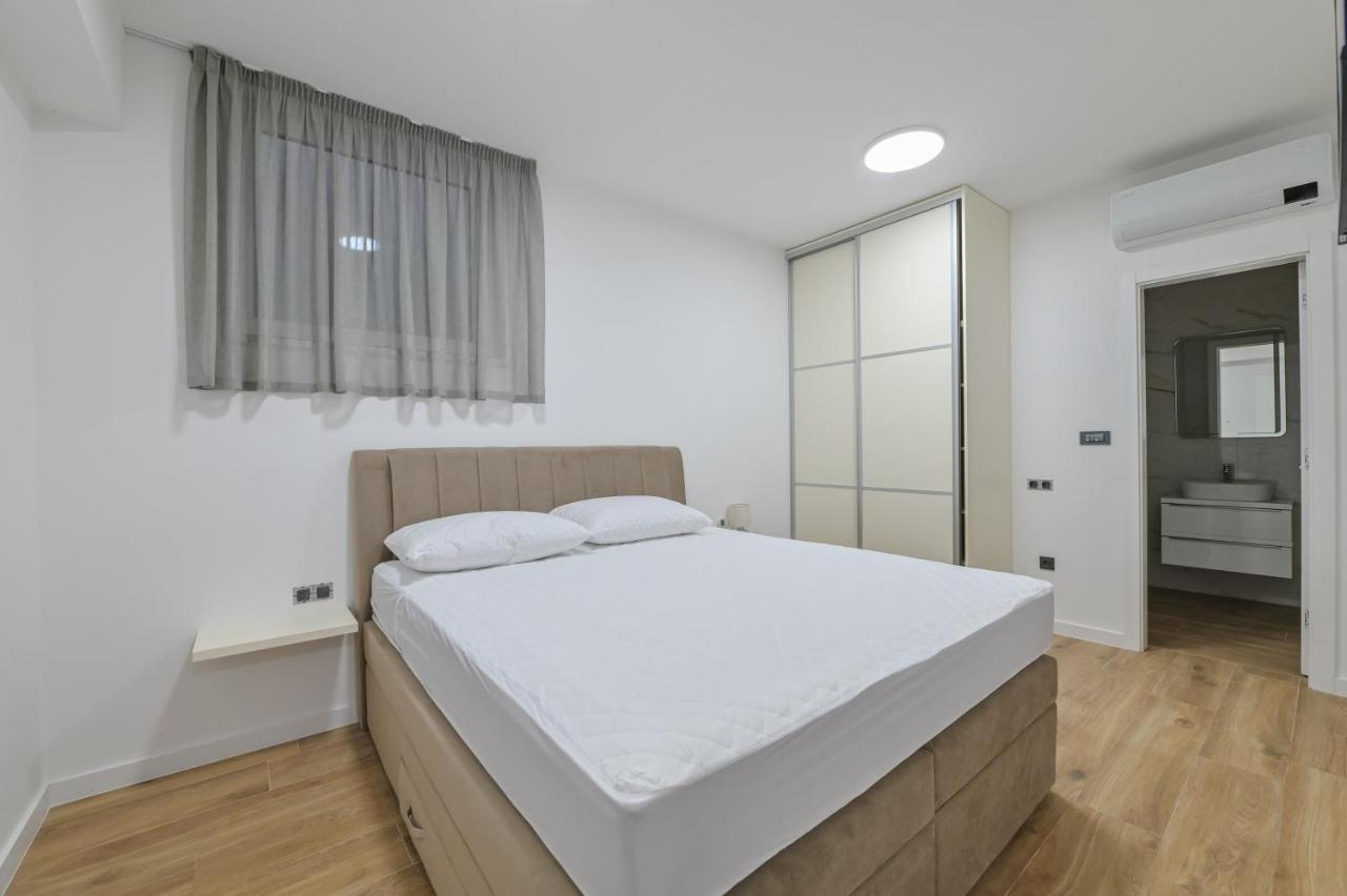 The Eagle Apartment Novalja Ngoại thất bức ảnh